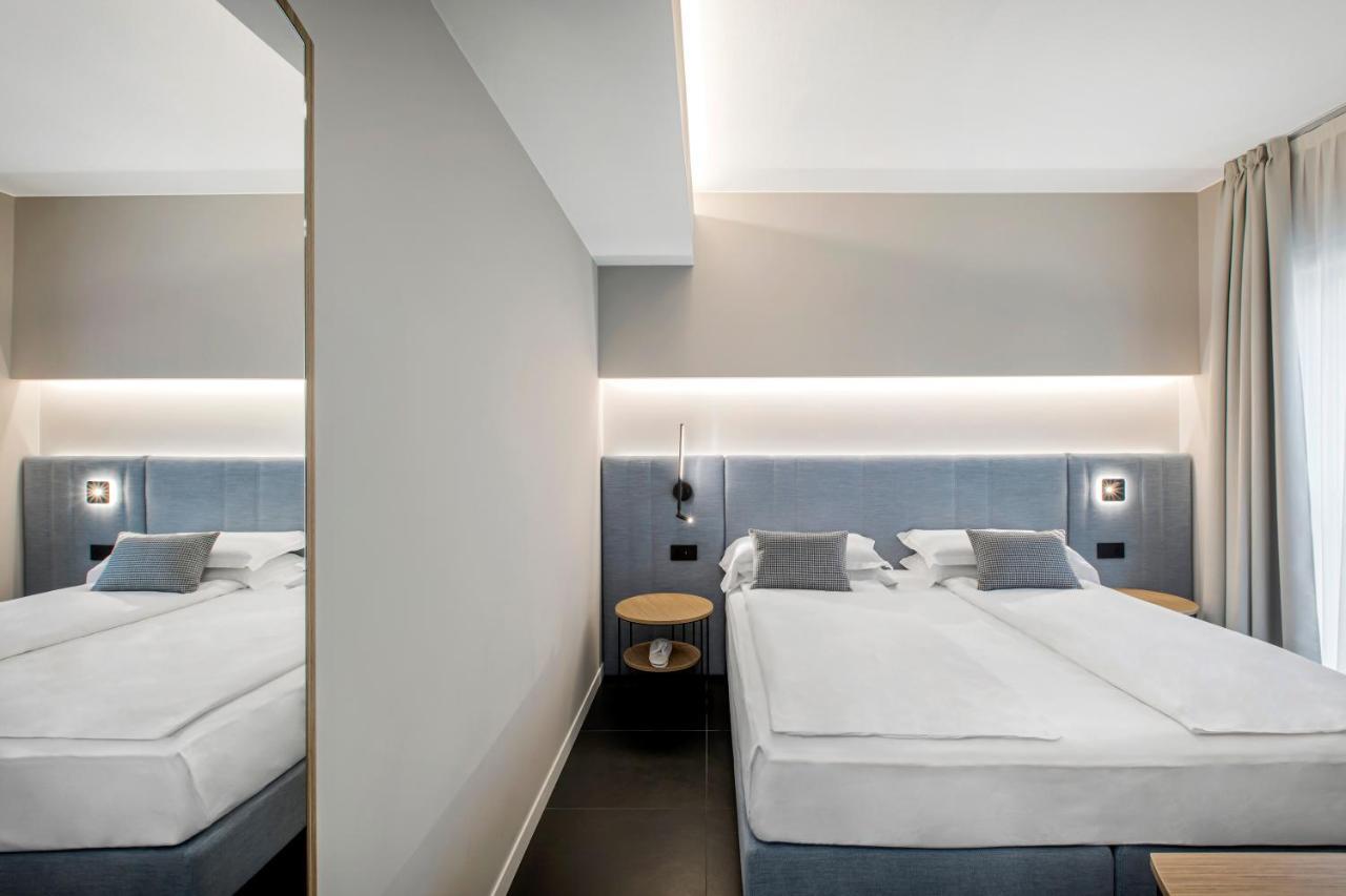Reflection Boutique Hotels Тосколано-Мадерно Екстер'єр фото