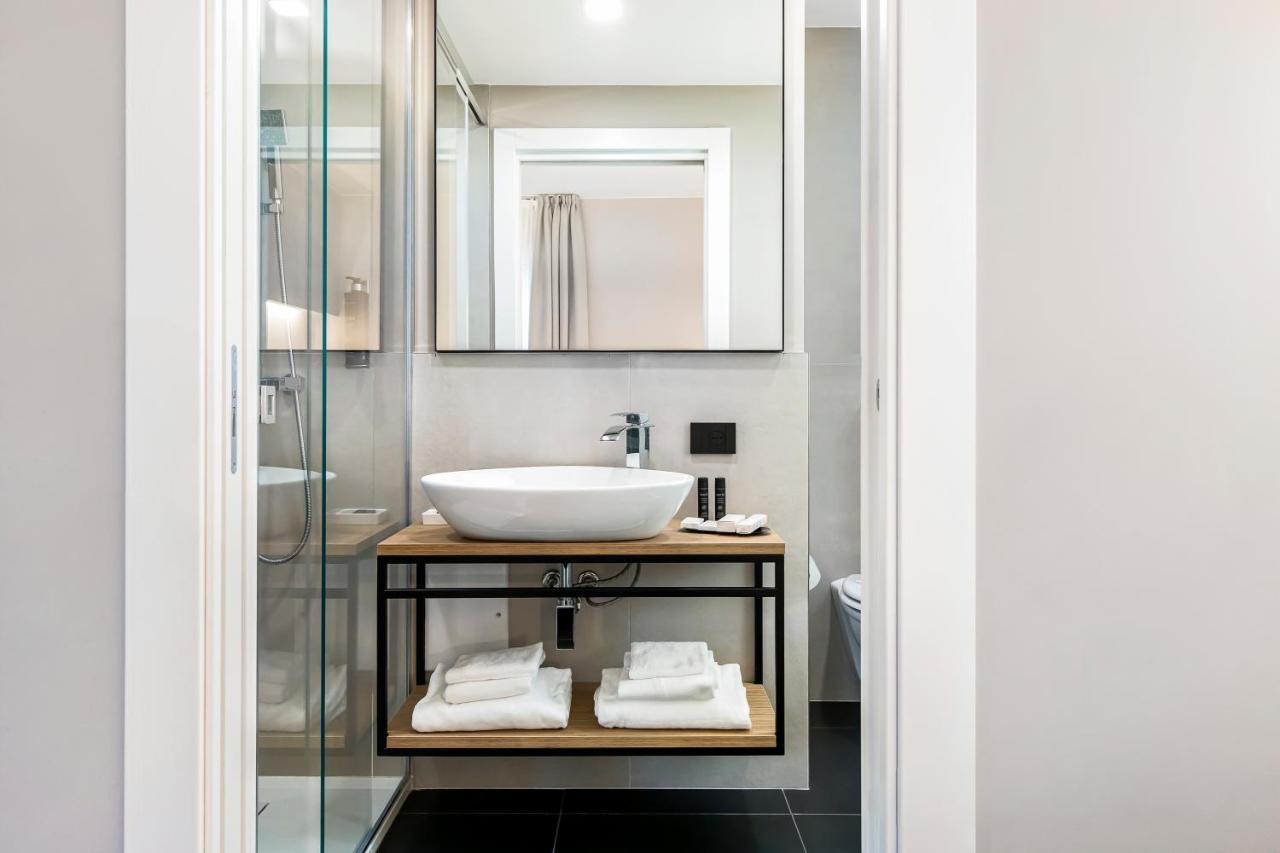 Reflection Boutique Hotels Тосколано-Мадерно Екстер'єр фото
